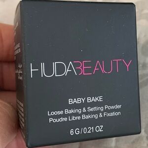 HUDA BEAUTY Baby Bake Loose Baking & Setting Powder - Kunafa